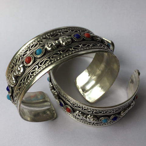 Bracelet, wide silver plate multi-stone - 20 pieces